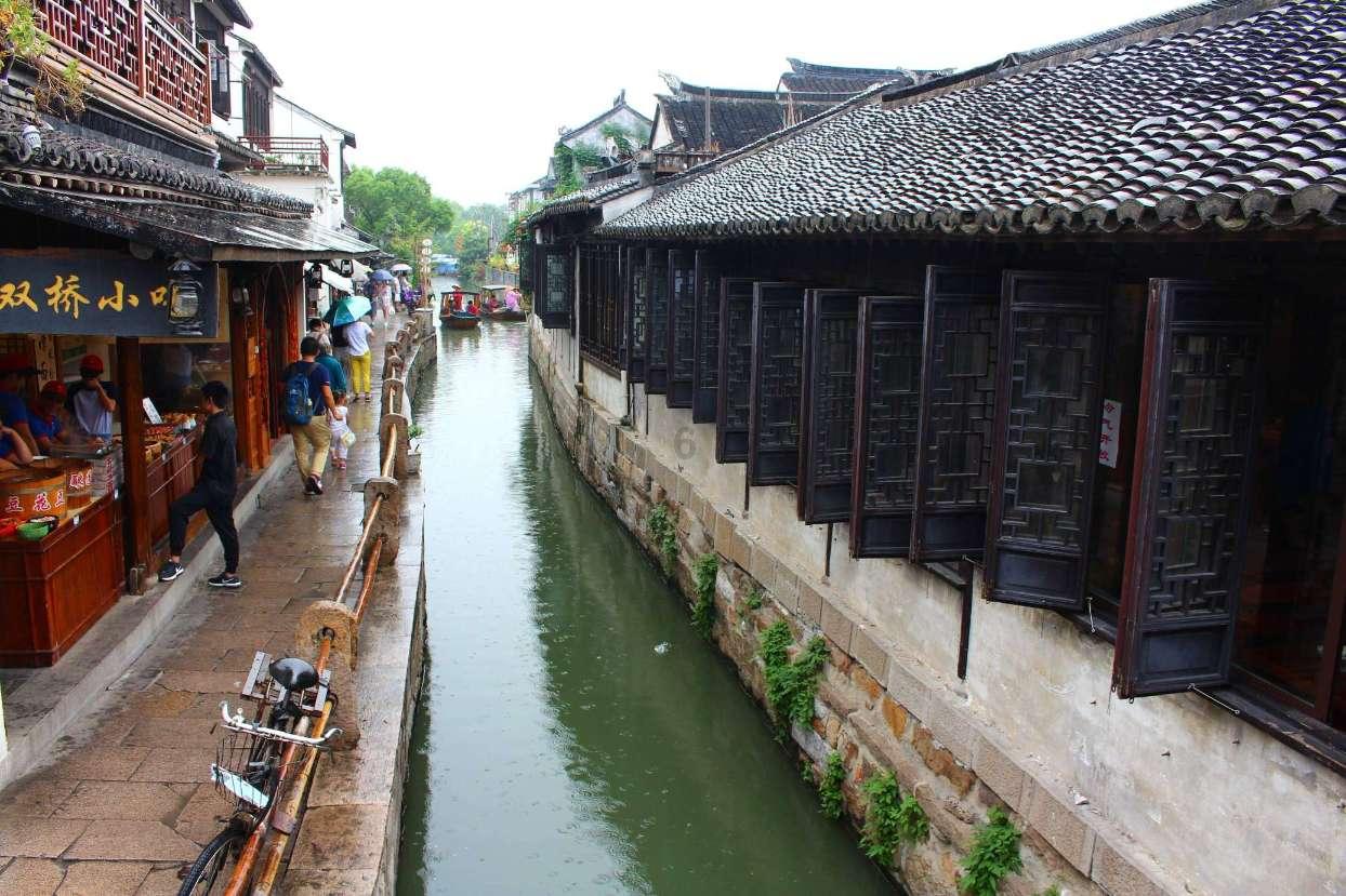 突击英雄